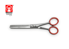 Load image into Gallery viewer, Modeling scissors CD863-5.5 toothed on one side 5.5" from Weltmeister® Solingen
